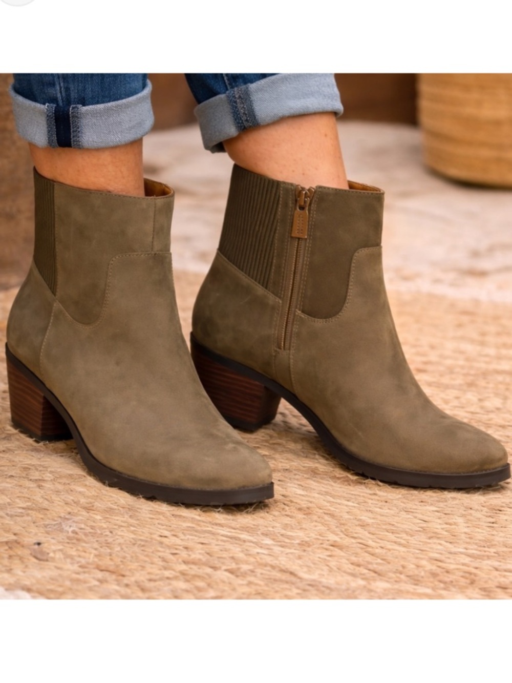 Vionic Taupe Nubuck Ankle Boot Orthotic Insole Arch Support and 3 Zone Comfort